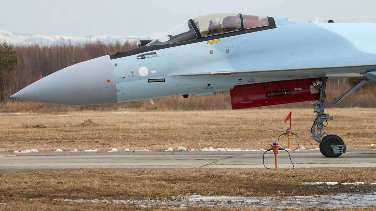 Russia receives first Su-35S fighters of 2026 as UAC reinforces plan to expand production. Images: Telegram @uac_ru